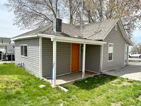 Exterior - 282 E Vine St, Tooele, UT 84074 photo 3 of 3