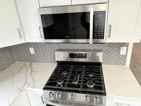 Kitchen - 282 E Vine St, Tooele, UT 84074 photo 2 of 3