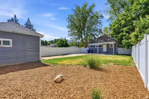 Exterior - 582 4th St, Ogden, UT 84404 photo 5 of 7