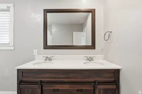 Bath - 582 4th St, Ogden, UT 84404 photo 2 of 4
