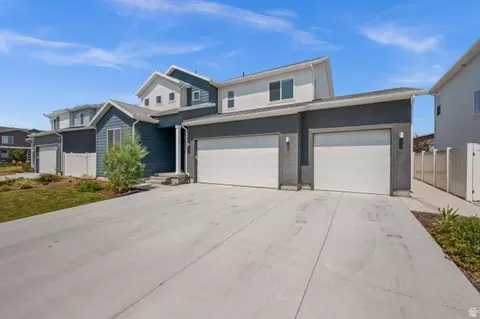 Exterior - 858 W Wickham Dr S, Murray, UT 84123 photo 2 of 4