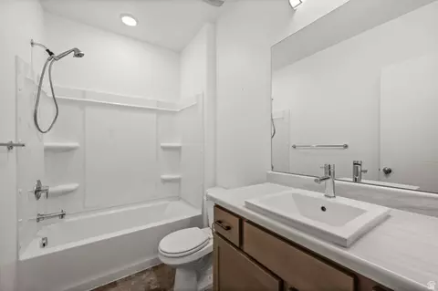 Bath - 858 W Wickham Dr S, Murray, UT 84123 photo 4 of 4