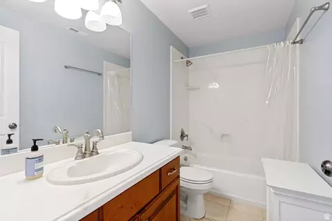 Bath - 348 S Hound St, Morgan, UT 84050 photo 4 of 4