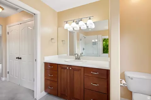 Bath - 348 S Hound St, Morgan, UT 84050 photo 3 of 4