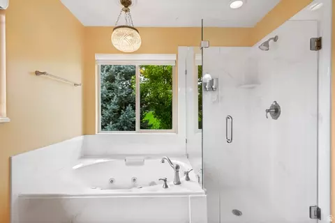 Bath - 348 S Hound St, Morgan, UT 84050 photo 1 of 4