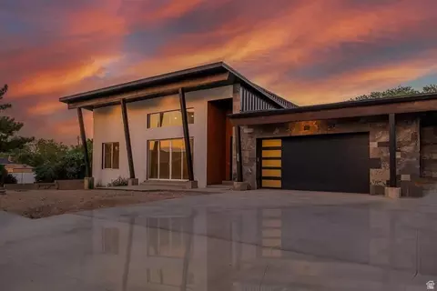 Exterior - 7045 S 300 E, Midvale, UT 84047 photo 2 of 10
