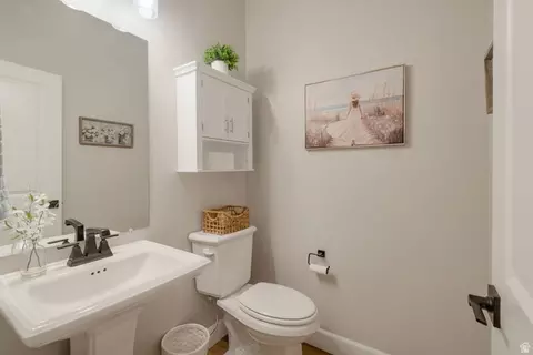 Bath - 142 E 1820 S, Orem, UT 84058 photo 1 of 4