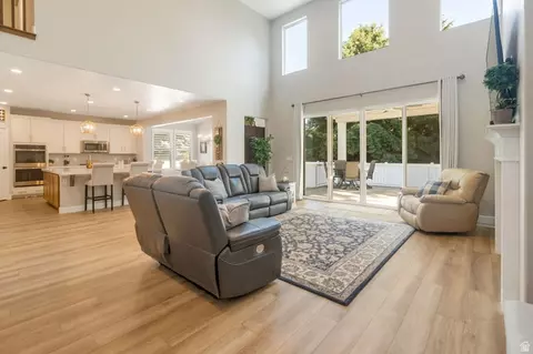 Living - 142 E 1820 S, Orem, UT 84058 photo 2 of 3