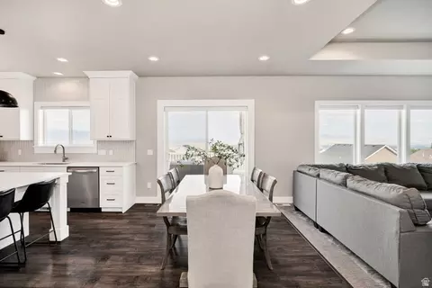 Dining - 131 N 1000 E #3, Hyde Park, UT 84318 photo 1 of 2