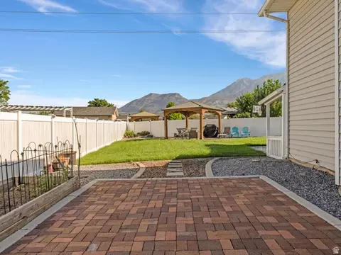 Exterior - 652 W 1100 N, Orem, UT 84057 photo 5 of 7