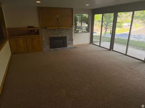 Living - 2037 S Mapleview Dr E, Bountiful, UT 84010 photo 1 of 6