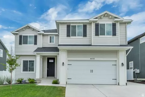 Exterior - 4572 E Flower Pt, Eagle Mountain, UT 84005 photo 2 of 5