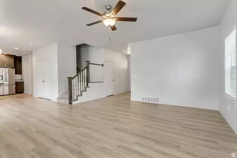 Living - 4572 E Flower Pt, Eagle Mountain, UT 84005 photo 2 of 4
