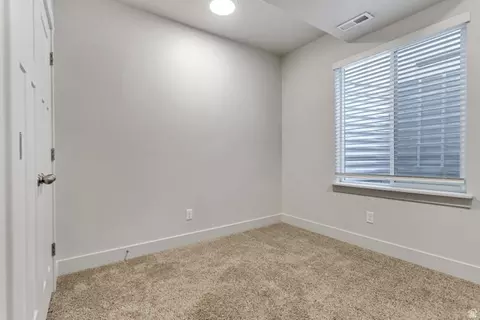 Bedroom - 4572 E Flower Pt, Eagle Mountain, UT 84005 photo 6 of 11