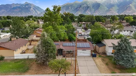 View/Area - 10865 S 1000 E, Sandy, UT 84094 photo 4 of 7