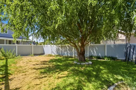 Exterior - 344 E 700 N, Springville, UT 84663 photo 7 of 19