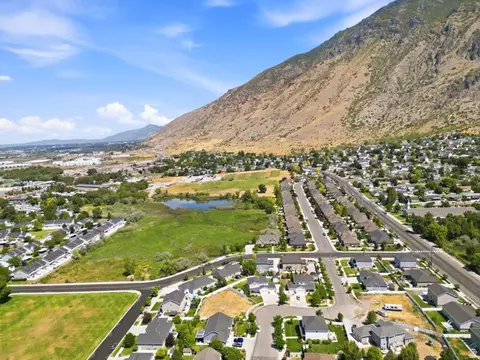 View/Area - 344 E 700 N, Springville, UT 84663 photo 3 of 6