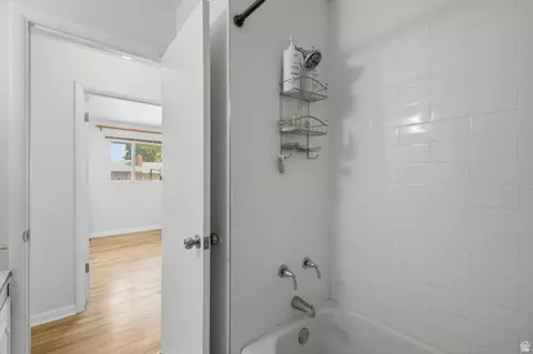 Bath - 188 E 9140 S, Sandy, UT 84070 photo 1 of 3