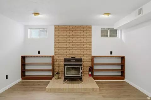 Living - 188 E 9140 S, Sandy, UT 84070 photo 5 of 7