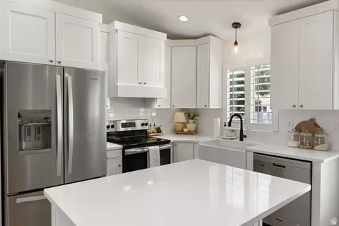 Kitchen - 1539 W Kc Ln S, Logan, UT 84321 photo 4 of 4