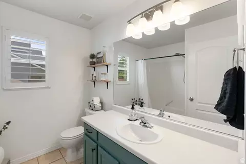 Bath - 1539 W Kc Ln S, Logan, UT 84321 photo 2 of 3