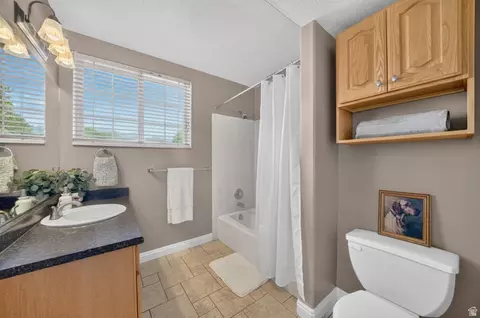 Bath - 316 S 550 W, Layton, UT 84041 photo 3 of 3