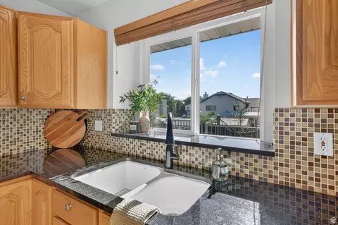 Kitchen - 316 S 550 W, Layton, UT 84041 photo 5 of 6
