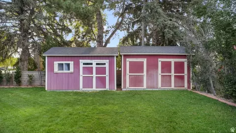 Exterior - 15 S 300 E, Payson, UT 84651 photo 7 of 9