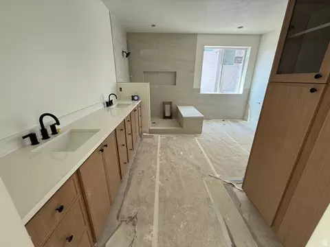 Bath - 1615 N 320 E #1, Orem, UT 84057 photo 2 of 4