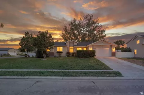 8434 S Windmill Dr, West Jordan, UT 84081
