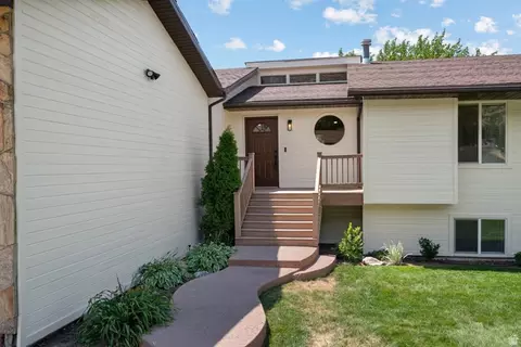212 S Glen Dr W, Farmington, UT 84025