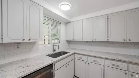 Kitchen - 166 S 200 E, Orem, UT 84058 photo 1 of 1