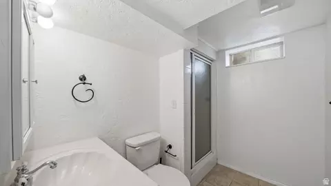 Bath - 166 S 200 E, Orem, UT 84058 photo 2 of 3