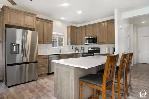 1898 W Pointe Meadow Loop, Lehi, UT 84043