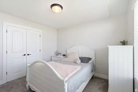 Bedroom - 533 W Moonlight Dr, Erda, UT 84074 photo 14 of 17