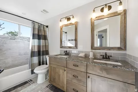 Bath - 533 W Moonlight Dr, Erda, UT 84074 photo 8 of 8