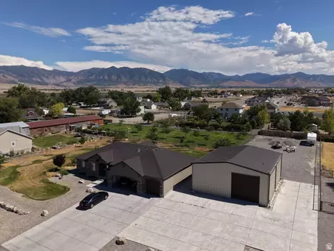 533 W Moonlight Dr, Erda, UT 84074 photo 4