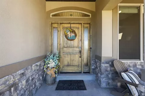 Entry Way - 533 W Moonlight Dr, Erda, UT 84074 photo 1 of 6
