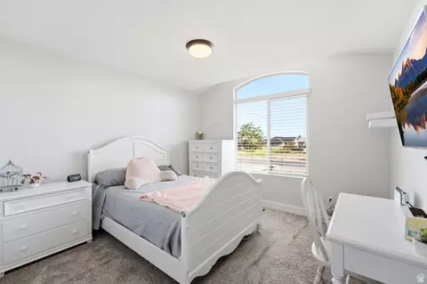 Bedroom - 533 W Moonlight Dr, Erda, UT 84074 photo 12 of 17