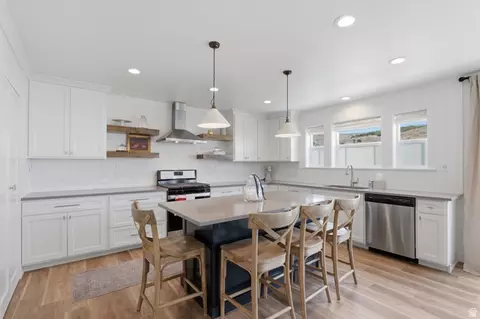Kitchen - 3429 E Wheat Field Ln, Eagle Mountain, UT 84005 photo 1 of 2