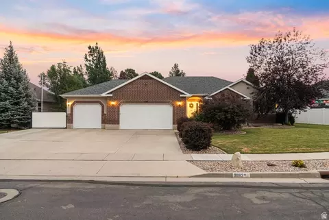 9983 S Tee Box Dr W, South Jordan, UT 84009