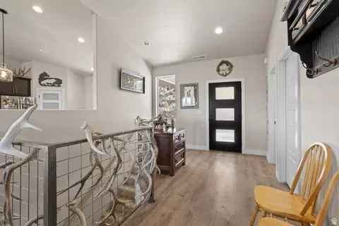 Entry Way - 711 W Main St, Enterprise, UT 84725 photo 3 of 4