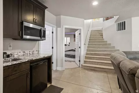 Entry Way - 711 W Main St, Enterprise, UT 84725 photo 4 of 4