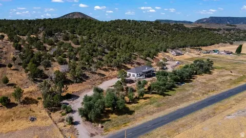 View/Area - 711 W Main St, Enterprise, UT 84725 photo 1 of 2