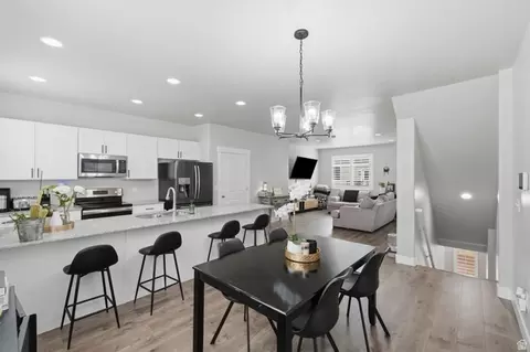3667 W Evening Sky Ln, South Jordan, UT 84009