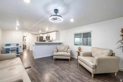 249 E Jordan View Dr S #132, Sandy, UT 84070 photo 3