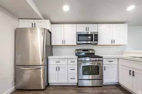 249 E Jordan View Dr S #132, Sandy, UT 84070 photo 9
