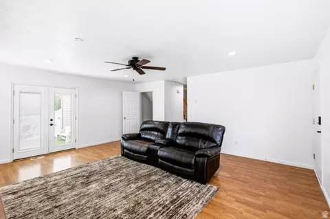 Living - 3982 E Parkers Pl, Eagle Mountain, UT 84005 photo 2 of 2