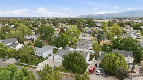 View/Area - 38 W Clay Dr, Murray, UT 84107 photo 5 of 10