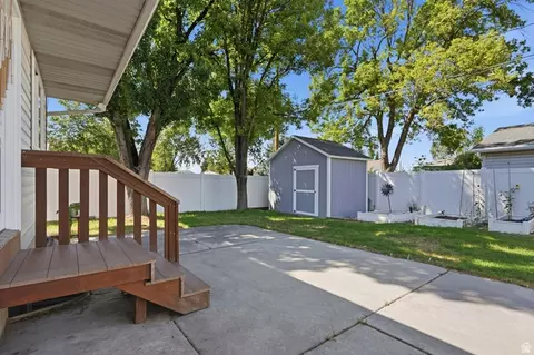 Exterior - 38 W Clay Dr, Murray, UT 84107 photo 8 of 9